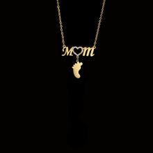 Load image into Gallery viewer, Mom Zircon Heart  Personalized Necklace