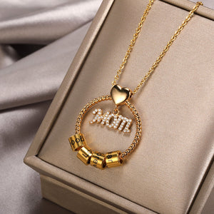 Custom  Round  Necklace Mom Personalized Engravin